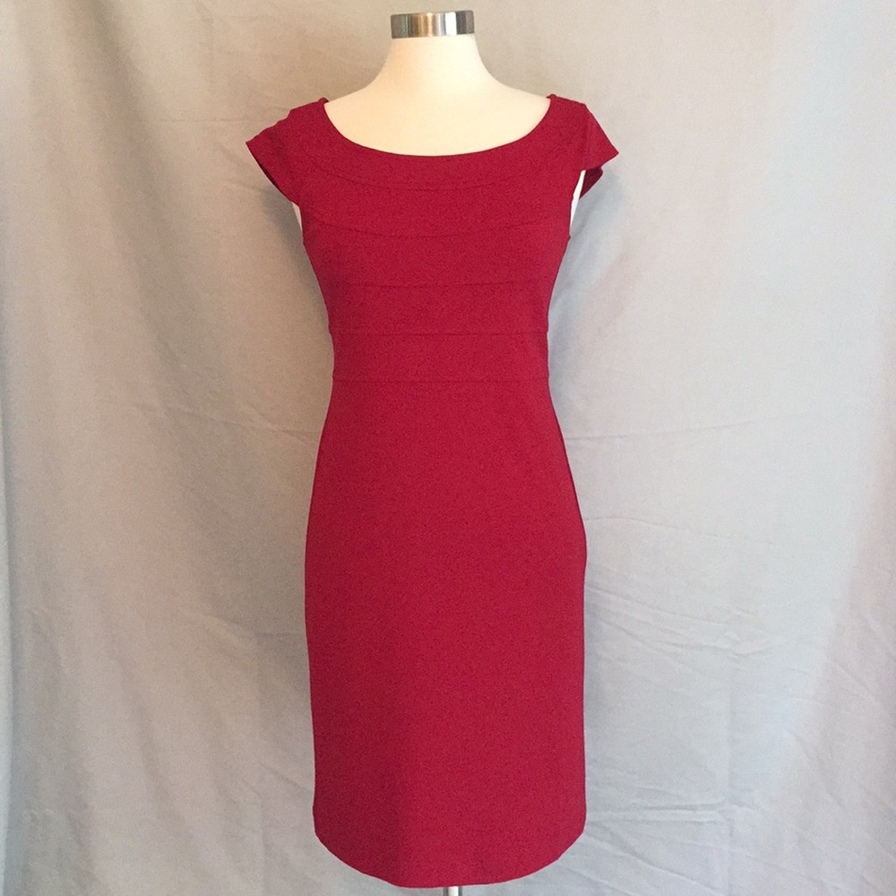 Super cute red dress!